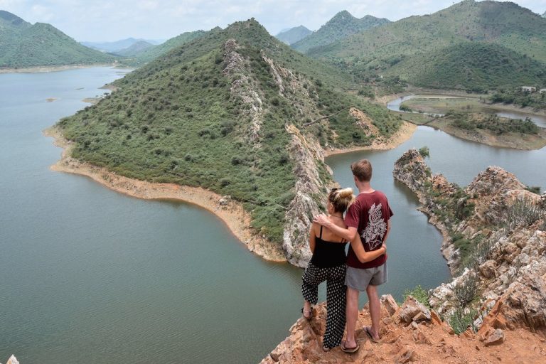 Badi-Lake-In-Udaipur-–-A-Complete-Guide-To-Visiting-3-768x512